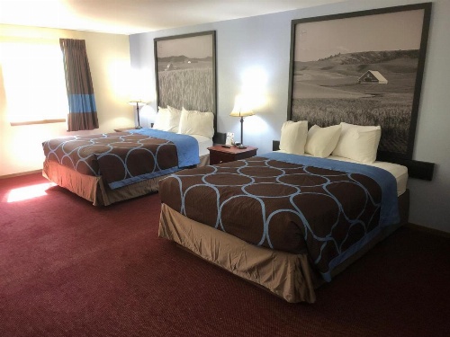 Super 8 by Wyndham Lewiston image 10