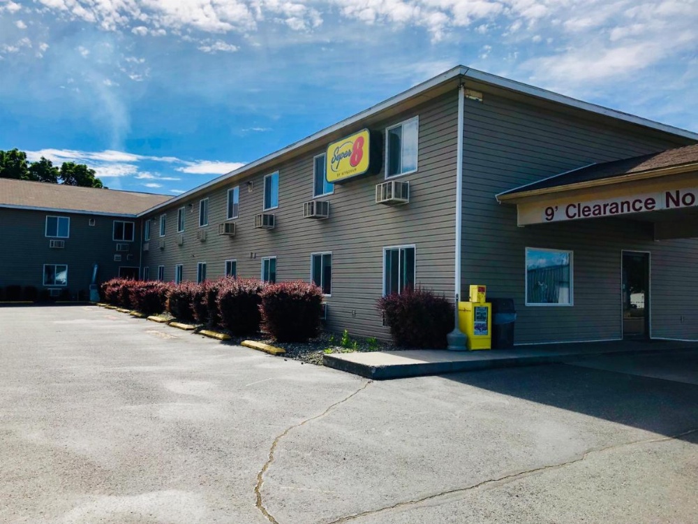 Super 8 by Wyndham Lewiston Image 12